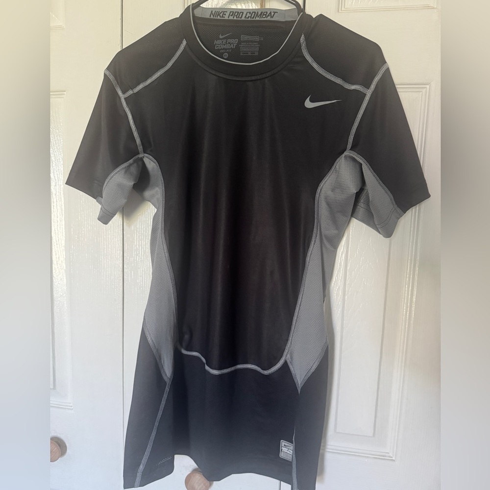 Nike Men's Black and Gray Compression Training Shirt